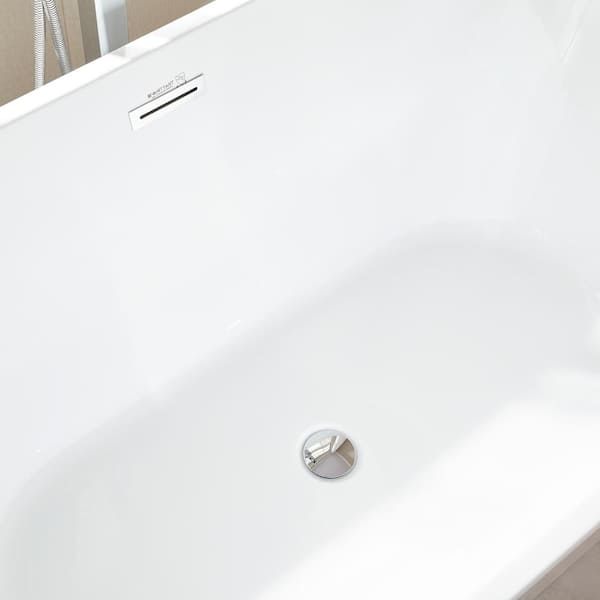 https://images.thdstatic.com/productImages/d51615fc-3ad7-4fbe-943c-4ad93998d40d/svn/white-polished-chrome-vanity-art-flat-bottom-bathtubs-va6815-c3_600.jpg