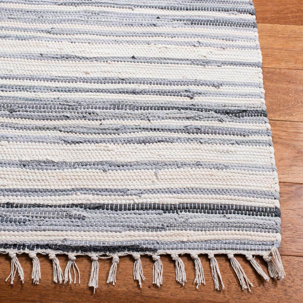 Hand-Woven Striped Cotton Round Area Rug in Gray - 30"