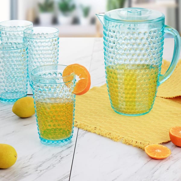 https://images.thdstatic.com/productImages/d5275253-4a3d-4842-a3d0-b2c7e47538ce/svn/gibson-home-drinking-glasses-sets-985116861m-fa_600.jpg