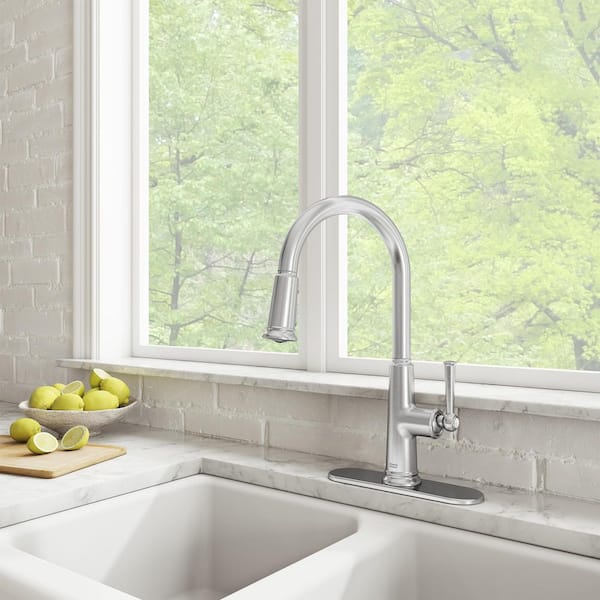 Highgrove 17 in. Single Handle Pull-Down Sprayer Kitchen Faucet with 360 Spout in Stainless Steel