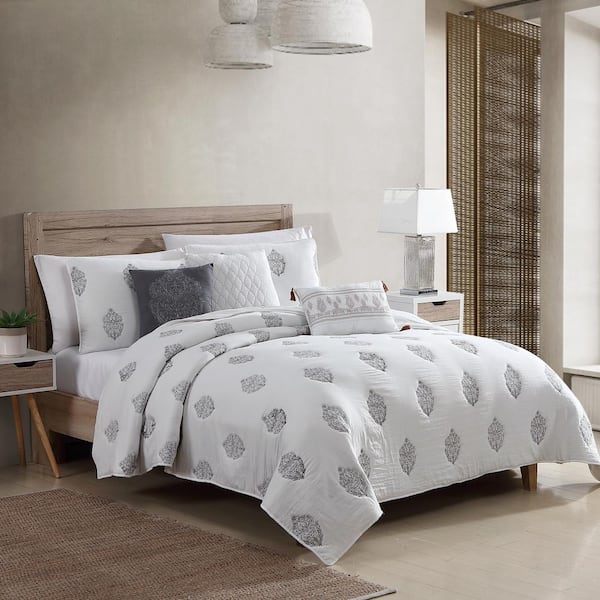 Modern Threads 6-Piece Risa Microfiber Embroidery King Washed Quilt Comforter Set