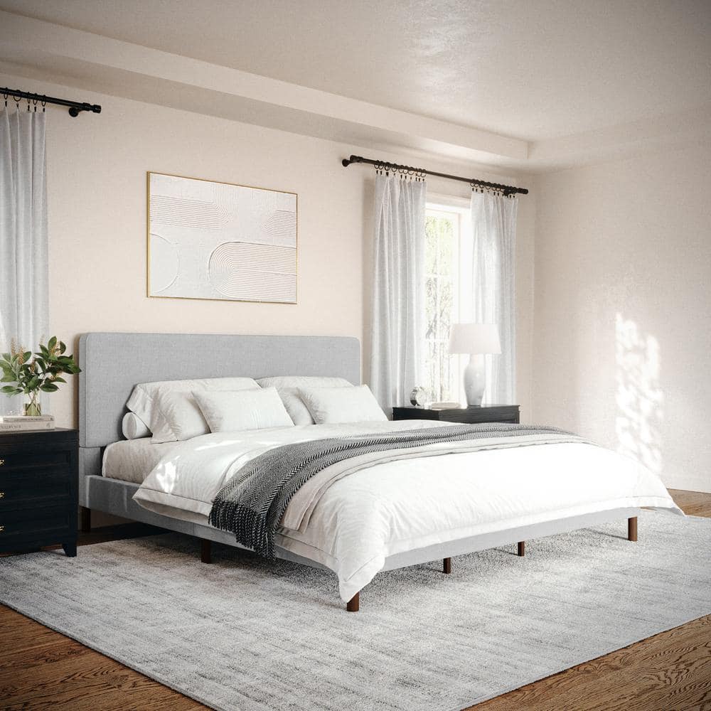 King Gray Linen Upholstered Platform Bed with Wood Frame