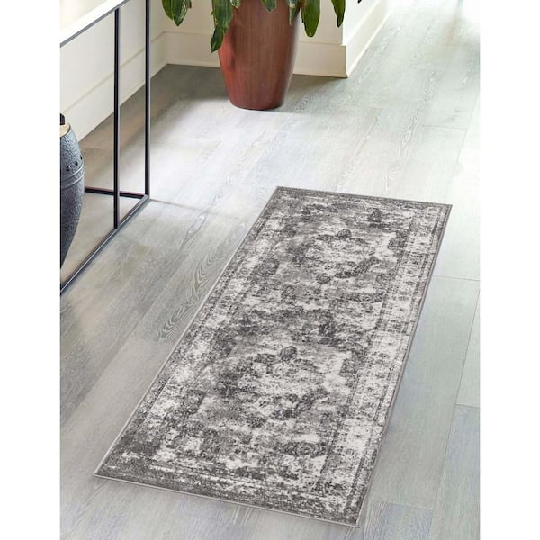 Sofia Salle Garnier Gray 2' 0 x 6' 7 Runner Rug
