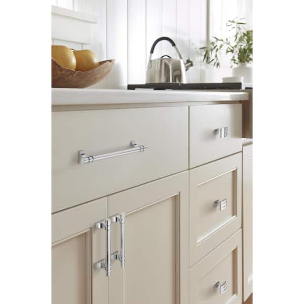 Davenport 1-1/2 in. (38mm) Classic Polished Chrome Rectangle Cabinet Knob