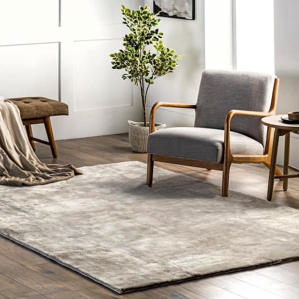 Loni Machine Washable Beige Doormat 2 ft. x 3 ft. Solid Shag Area Rug