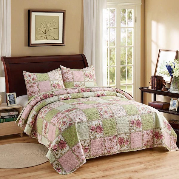 3-Piece Queen Size Pink Floral Patchwork Microfiber Reversible Quilt Set