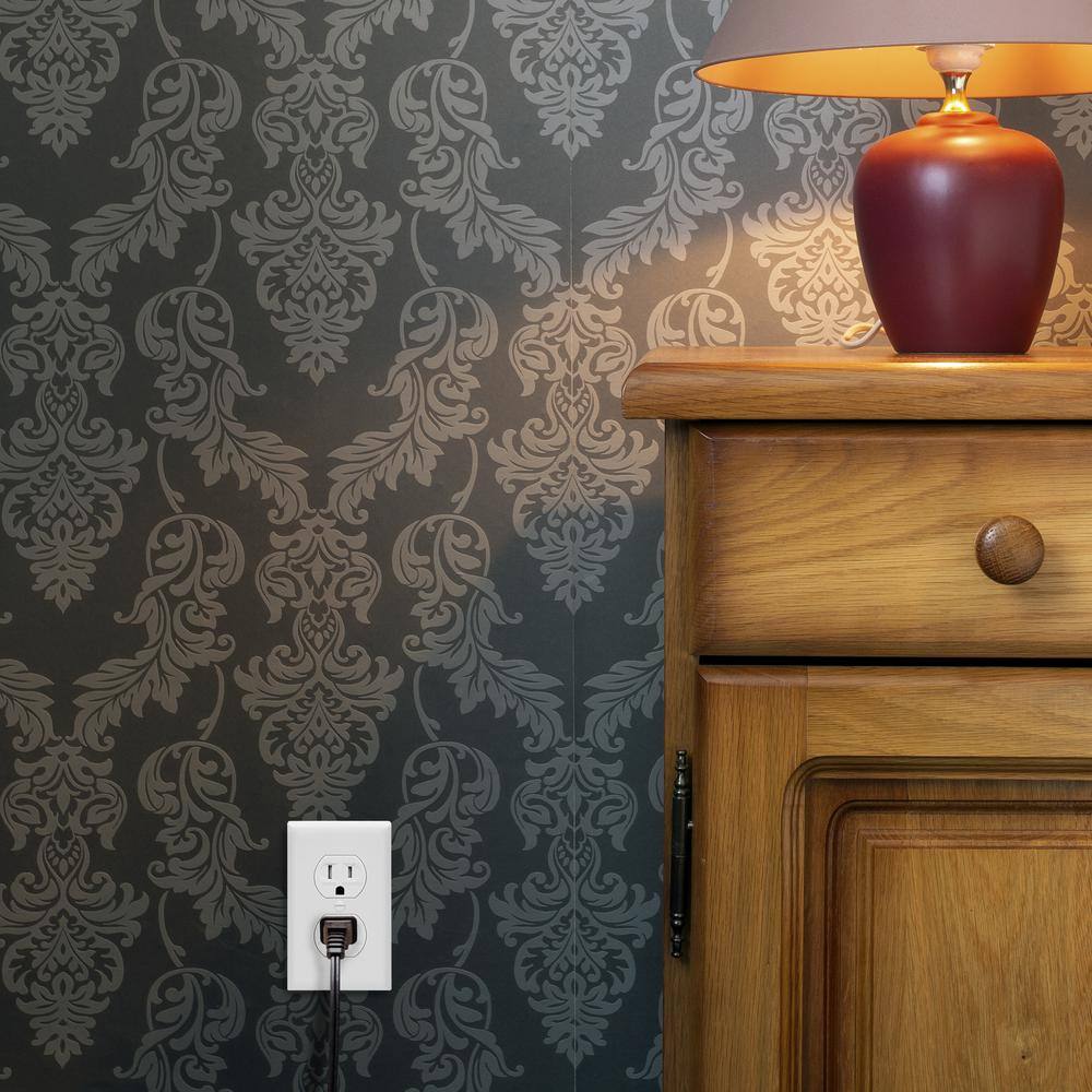 White Tamper Resistant Duplex Outlet with Wall Plate, 3-Pack