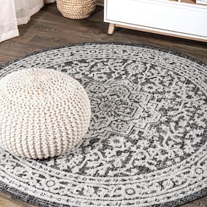 Sinjuri Gray/Black 5 ft. Medallion Textured Weave Indoor/Outdoor Round Area Rug