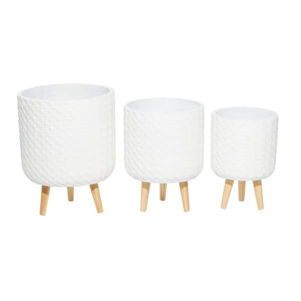 CosmoLiving by Cosmopolitan 14 in. x 10 in. White MGO Planter (Set of 3)
