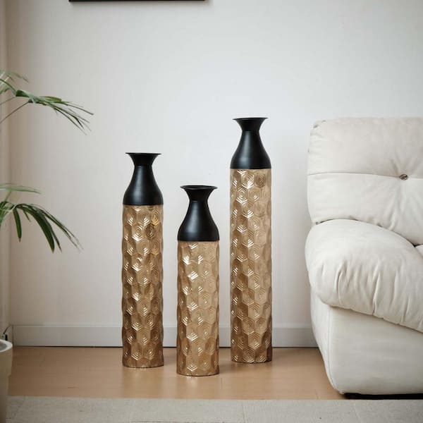 Unbranded Set of 3 Large Glazed White Metal Vases Floor Metal Vases 24. 8 in. /29 in. /33. 8 in. Height Decorative Vase