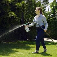 32 oz. Natural Insect Killer with Plant-Based Essential Oils for Lawns & Landscaping, Hose End Spray Bottle