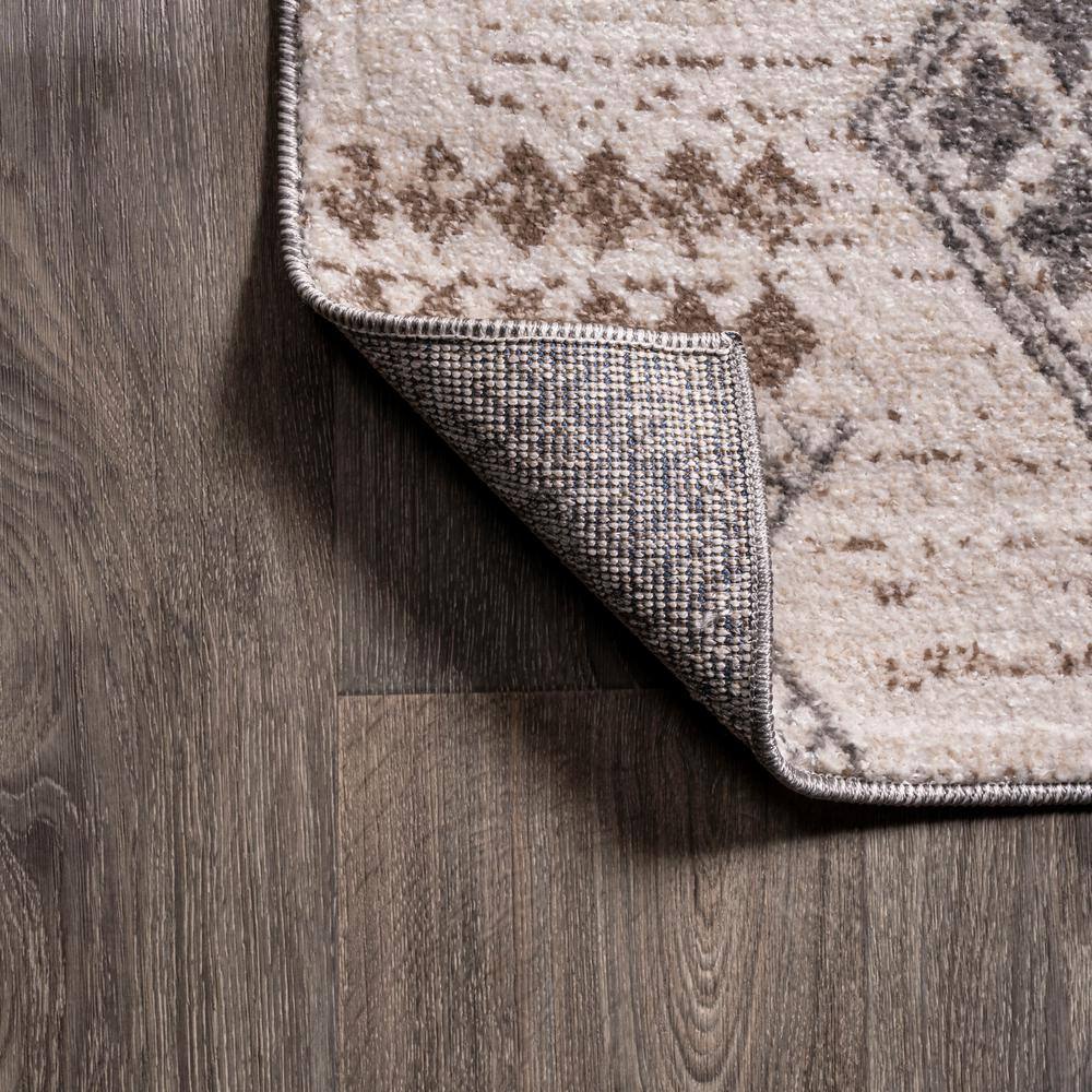 Bhalil 5' x 8' Gray and Beige Geometric Area Rug