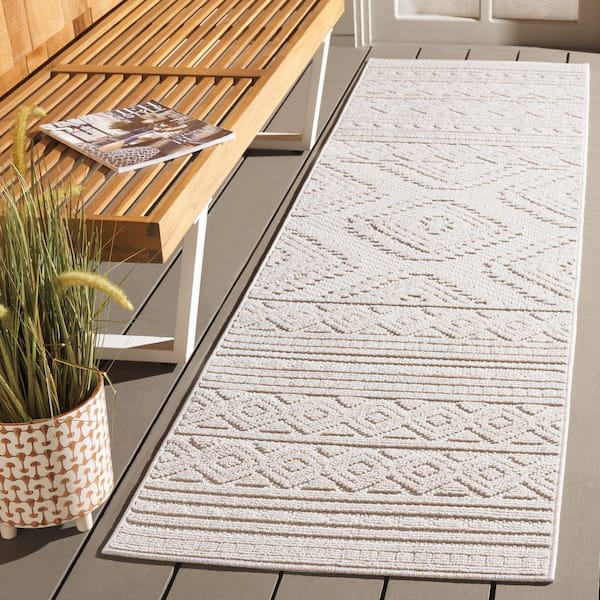 Global Light Beige/Ivory 2 ft. x 8 ft. Solid Striped Diamond Indoor/Outdoor Runner Rug