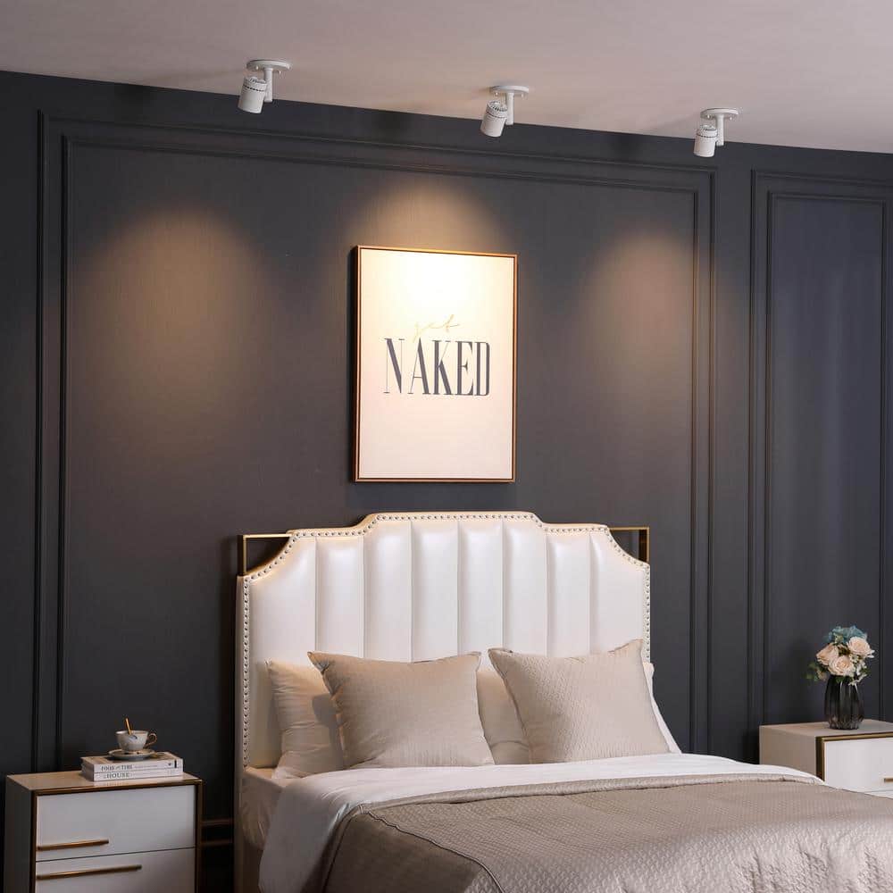 Matte White Adjustable LED Spotlight with Aluminum Finish
