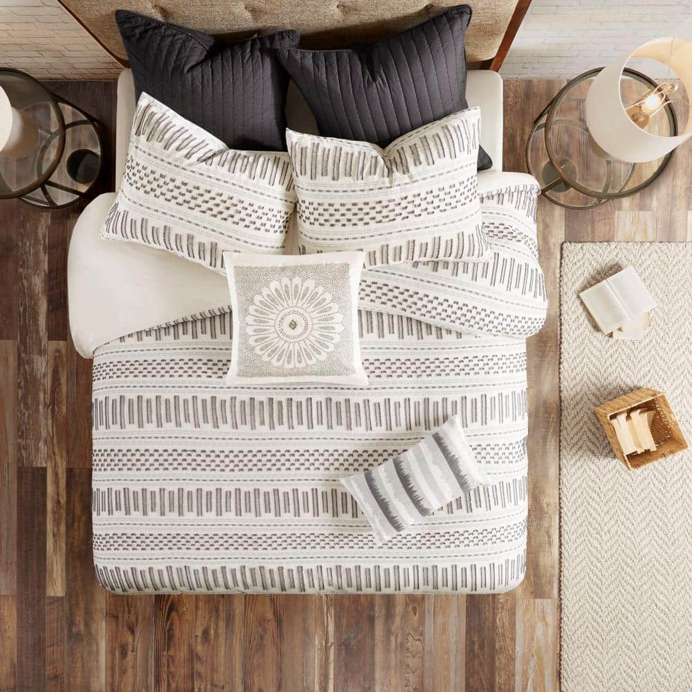 Sofia 20" Modern Medallion Embroidered Grey and Off-White Square Pillow