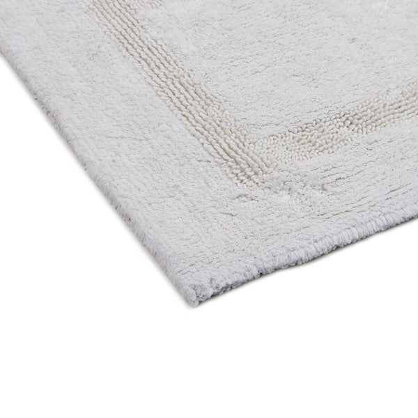 Home Decorators Collection Midnight 21 in. x 34 in. Microplush Non-Skid  Bath Rug HMT449_Midnight - The Home Depot