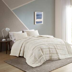 UH Camden Coverlet Set