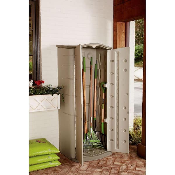 https://images.thdstatic.com/productImages/d5e72584-346c-4f88-8925-b9e74a230765/svn/beige-rubbermaid-outdoor-storage-cabinets-2035894-e1_600.jpg