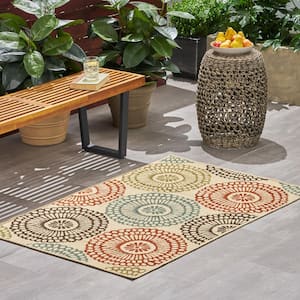 Ivory 3.3 ft. x 5 ft. Modern Floral Indoor/Outdoor Patio Area Rug