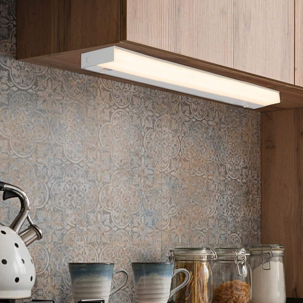 18" White Gloss LED Under Cabinet Light with Color Changing