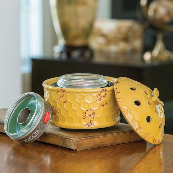 Candle Warmers Etc 8.2 in. Honeybee Candle Aire with Candle Aire Tin Bundle