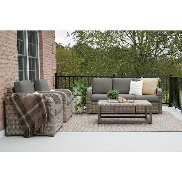 Leisure Made Forsyth 6-Piece Wicker Patio Conversation Set with Gray Polyester Cushions