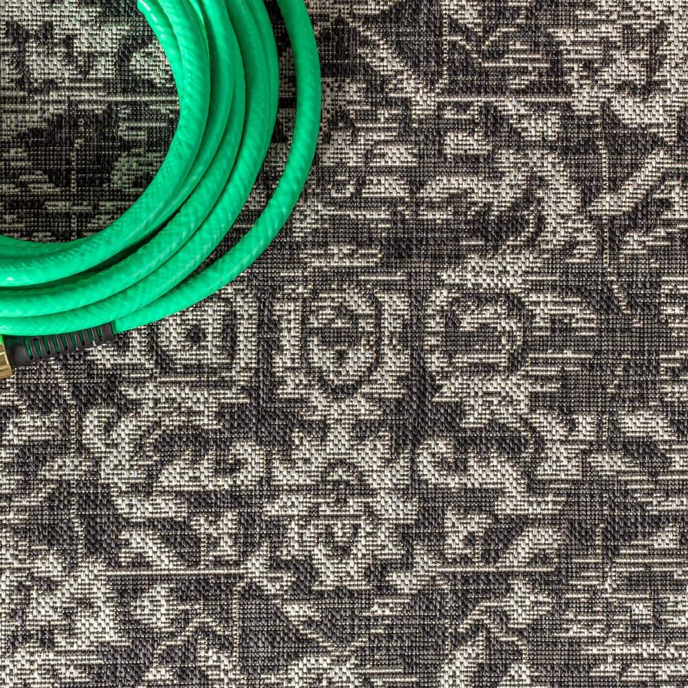 Malta Black and Gray Medallion Flat Woven Area Rug