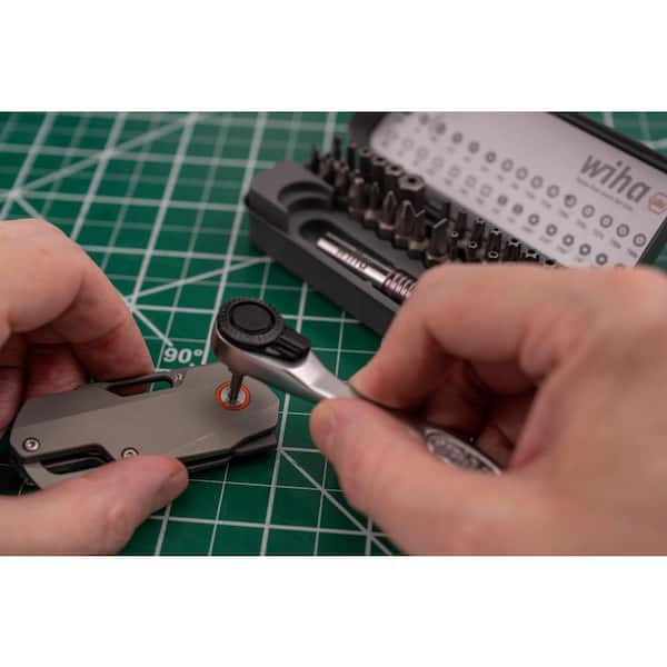 Wiha GoBox Security Bit Screwdriver with Mini Ratchet (32-Piece