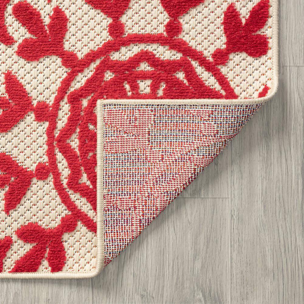 Oasis Multi-Color Floral Synthetic 5' x 7' Area Rug