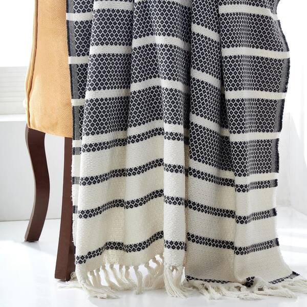 Modern threads best sale throw blanket