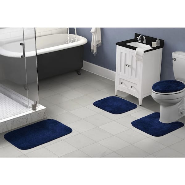 https://images.thdstatic.com/productImages/d6411c10-a352-41a0-8381-88ffc8a95d68/svn/navy-blue-garland-rug-bathroom-rugs-bath-mats-ba010w4p15k2-31_600.jpg