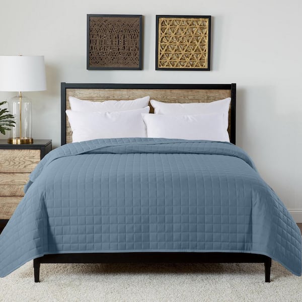 Velvet Trim Blue Fog Microfiber Full/Queen Blanket