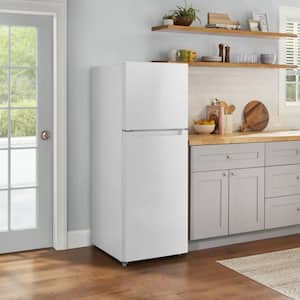 10.1 cu. ft. Top Freezer Refrigerator in White