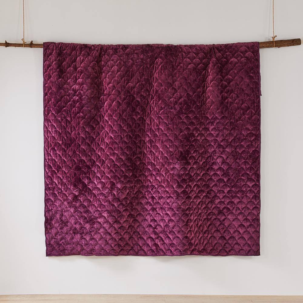 Plum Velvet Reversible Full Quilt with Scallop Quilting