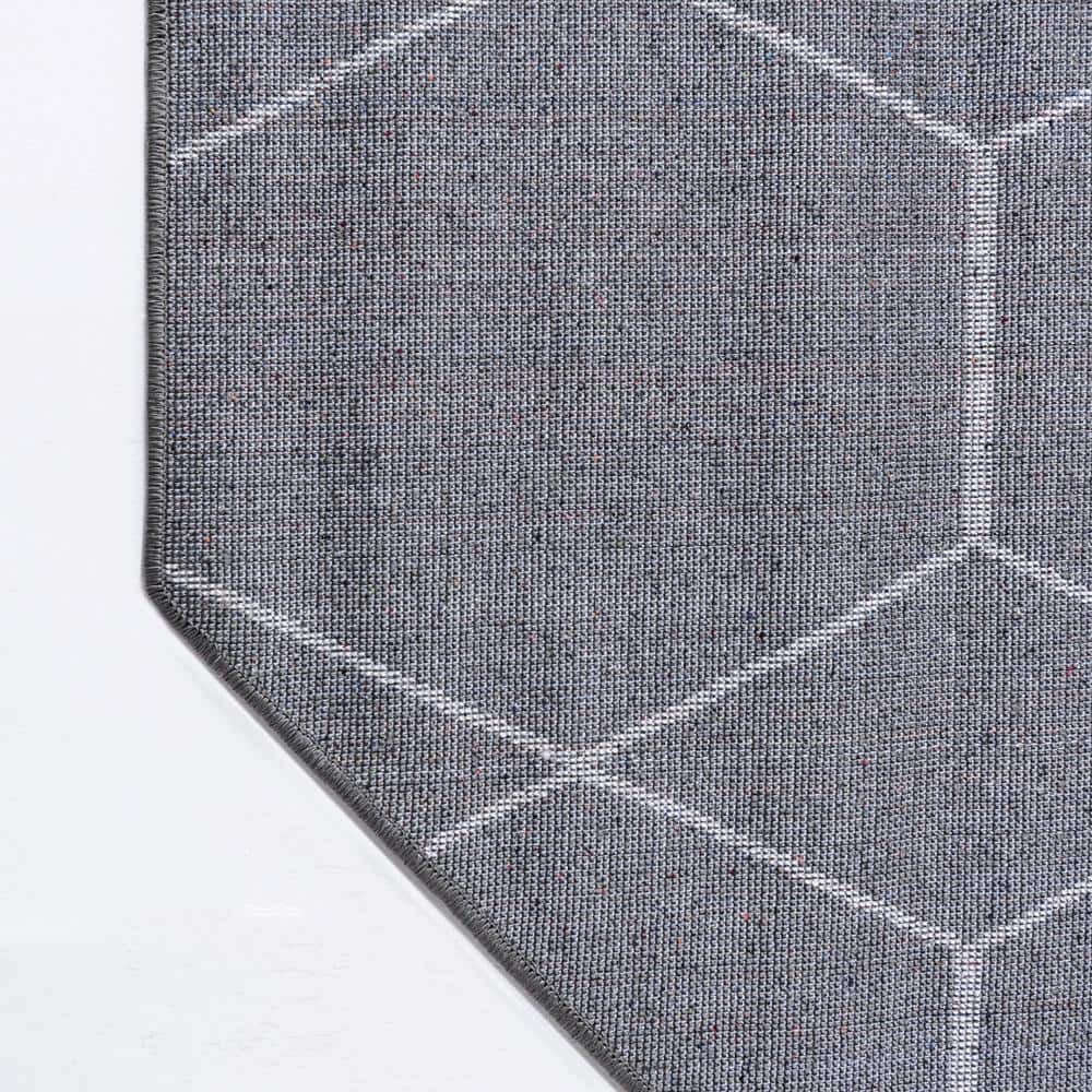 Dark Gray Octagon Synthetic Trellis Stain-Resistant Rug