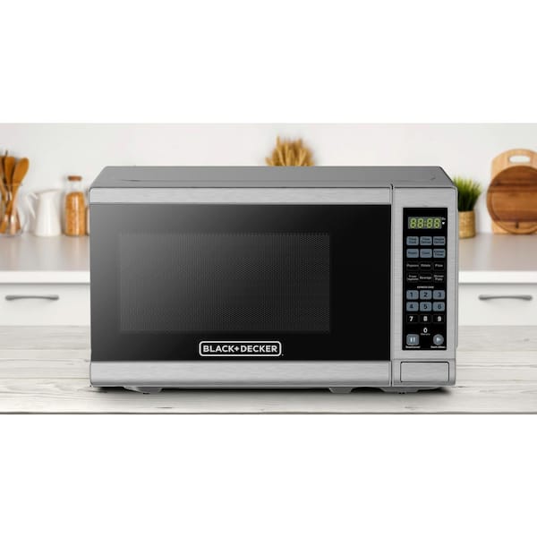 Cuisinart 0.7 cu. ft. 700-Watt Countertop microwave in Black and Stainless  Steel CMW-70 - The Home Depot