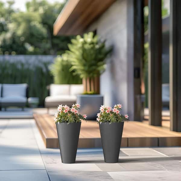 Sapcrete Medium Black Tapered Round Plastic Planter Self Watering