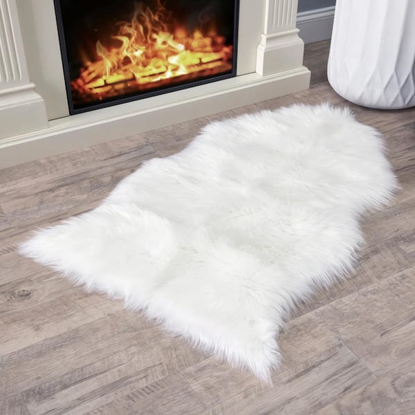 Latitude Run® Super Soft Area Rug Fluffy High Pile Cosy Luxurious Touch In  Solid Black & Reviews