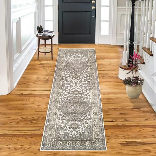 Glendale Green 2 ft. 7 in. x 8 ft. Floral Medallion Polypropylene Area Rug