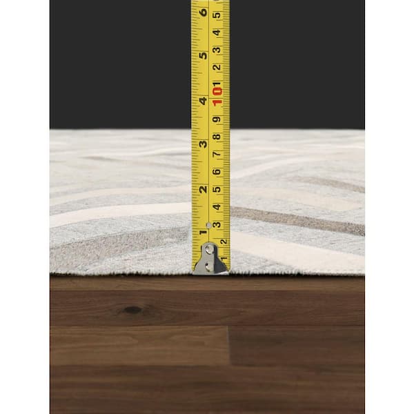 Galaxy Silver 9 ft. x 12 ft. Geometric Cowhide and Sari Silk Area Rug