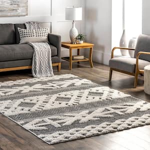 Keyla High Low Textured Shaggy Gray 6 ft. 7 in. x 9 ft. Area Rug