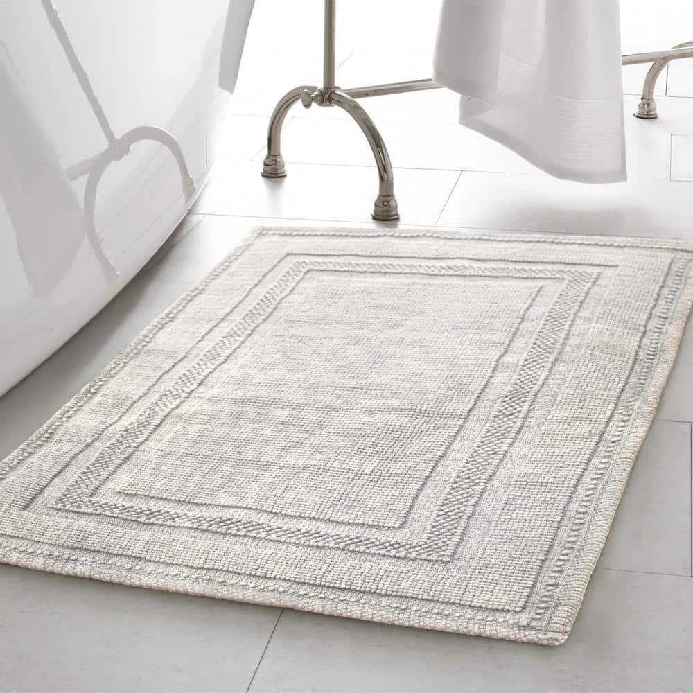 Jean Pierre Light Gray Cotton Stonewash 2-Piece Rectangle Bath Rug Set