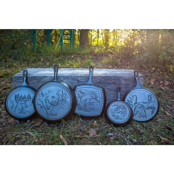 Lodge Wildlife Series. Five different skillets that makeup the set. These  are the #8 deer, #8 dog, #8 bass, #8 Ma…