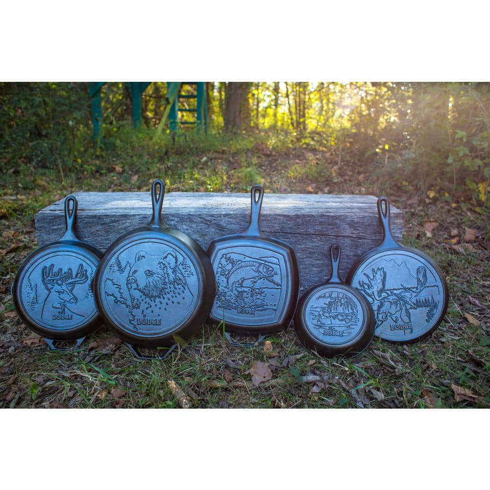 Lodge Wildlife Series Black Cast Iron 10.25" Deer Skillet
