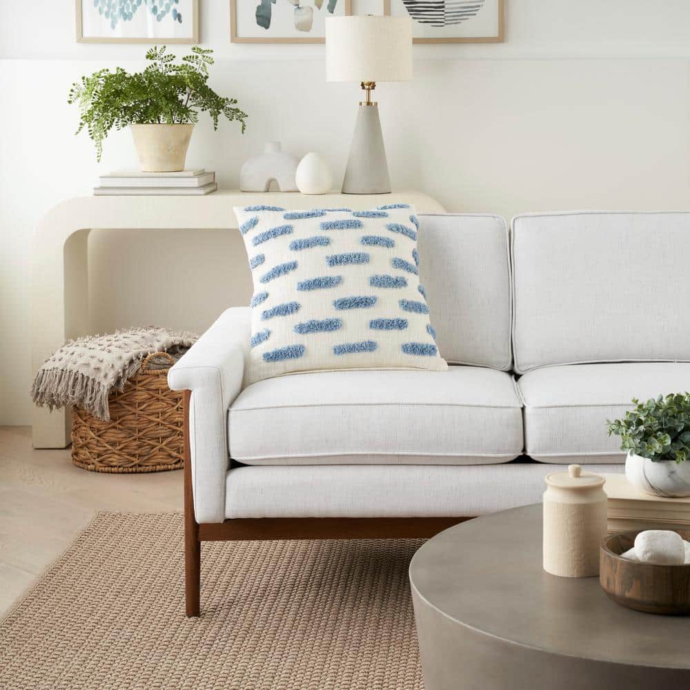 Ocean Blue Cotton Tufted Geometric 18" Throw Pillow