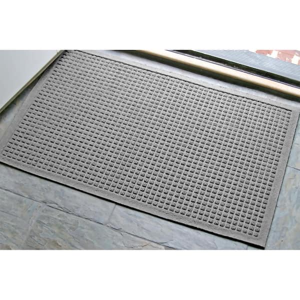 Waterhog Argyle Medium Gray 23 in. x 35 in. Pet Polyester Indoor Outdoor Door Mat