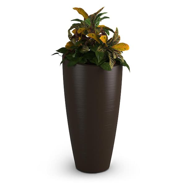 Mayne Modesto 32 in. Round Espresso Polyethylene Planter