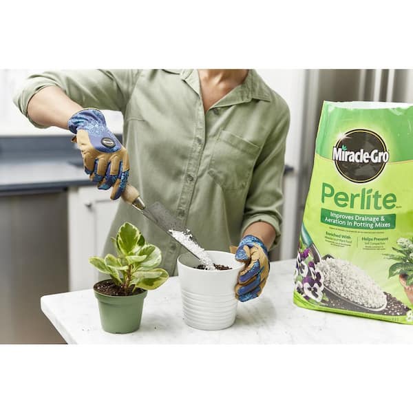 Miracle-Gro 8 qt. Perlite Soil 74278430 - The Home Depot