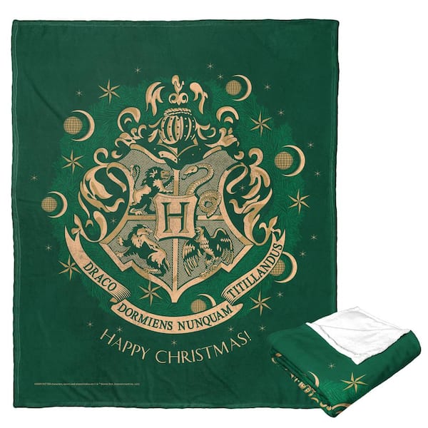 THE NORTHWEST GROUP Harry Potter Silk Touch Multi-Colored Throw Blanket Happy Christmas