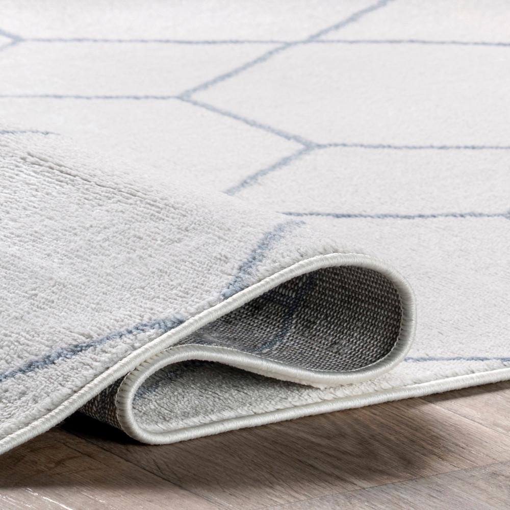 Veronica Blue Geometric Synthetic 5' x 8' Area Rug